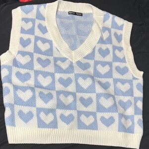 SHEIN V-Neck Sweater Vest with Blue and White Hearts